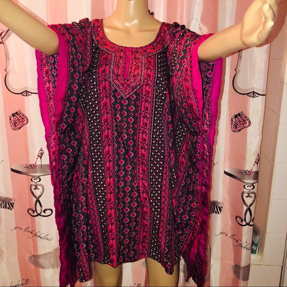 Fuchsia Tunic - Picture 1 of 6